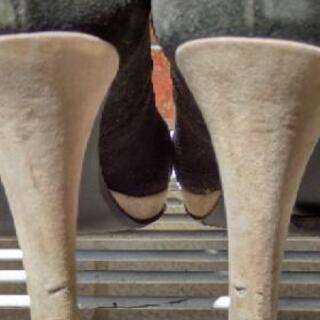 スウェード　ハイヒール　パンプス　靴　23 CM　アカクラの画像