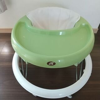 歩行器　赤ちゃん