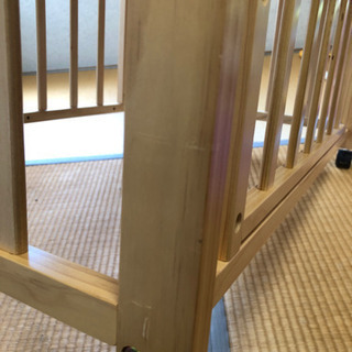 ベビーベッド　西松屋　ハピネス　ナチュラルカラーの画像