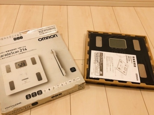 【未使用！中身新品】オムロン体重計　1800円