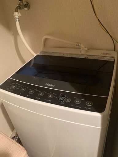 （配送無料）２０１９年式　4.5キロ洗濯機を売ります