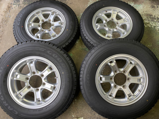 ハイエース用　夏タイヤ アルミホイール4本セット･KEELER