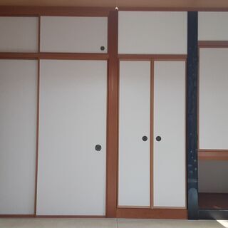 ほぼ新品です。　ふすま一式