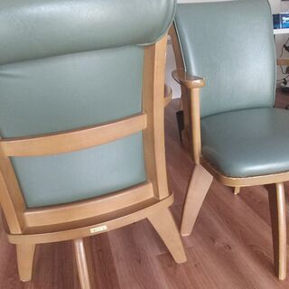 回転式ダイニングチェア４脚セット 【引き取り限定/日吉ドンキ近く】の画像