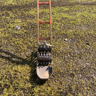 農機具　　手押し田の草取り器