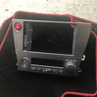 BP BL レガシィ　オーディオパネル