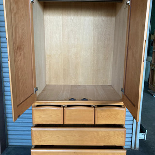 収納多め洋服タンスの画像