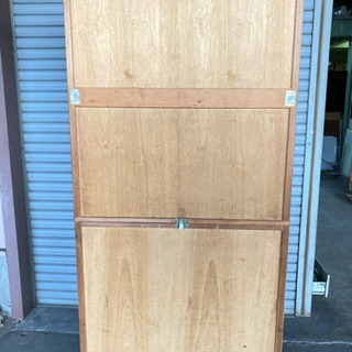 収納多め洋服タンスの画像