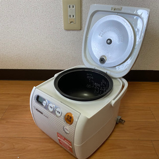 炊飯ジャーの画像