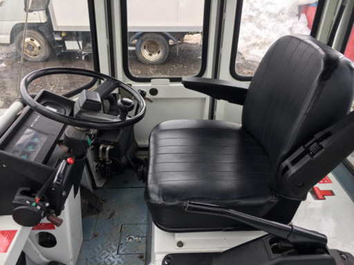 美品三菱WS300AⅡホイールローダー☆スパイクタイヤ、ヒーター付ディーゼルターボ4WD