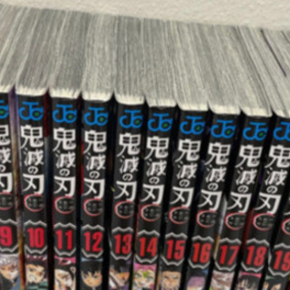 鬼滅の刃　全巻＋特典スペシャルブック＋映画特典フォトカードの画像