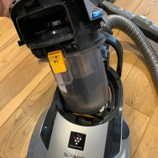 (値下げ)【シャープ2012年製】サイクロン掃除機の画像