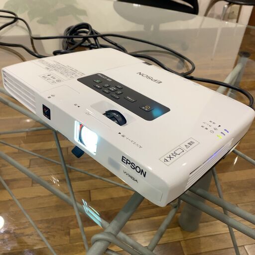 完動品 ホームシアターに最適 エプソン WXGA　EB-1771W　\u0026 大画面ロールスクリーン セット