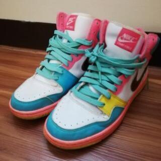 NIKE WMNS court force high Easter bunny