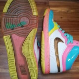 NIKE WMNS court force high Easter bunny