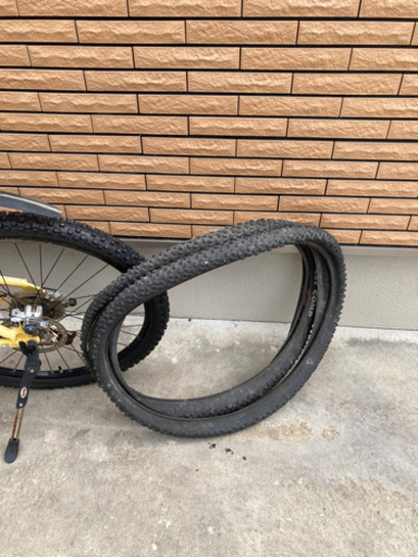 マウンテンバイク　cannondale  Ｆ５　2008年モデル