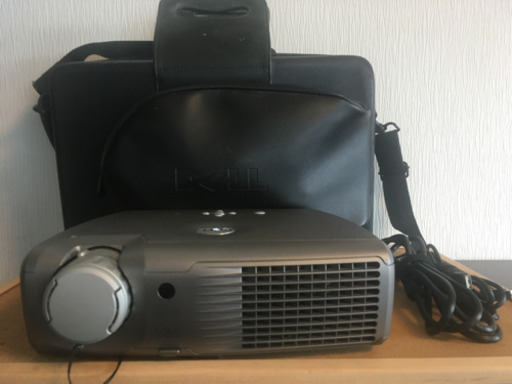DELL製　プロジェクター