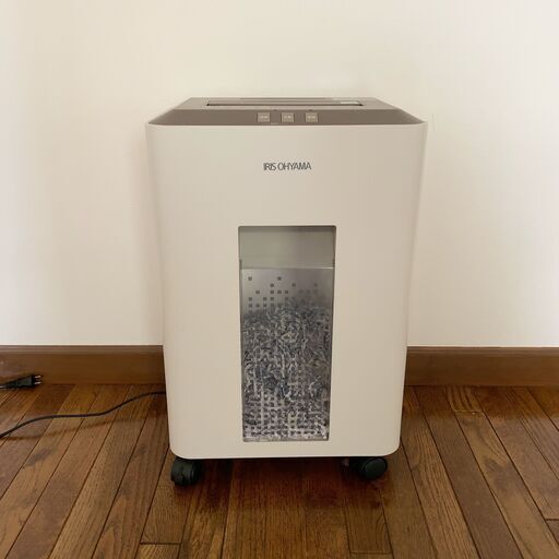 アイリスオーヤマ 業務用シュレッダー PLA11H 細断枚数11枚 使用時間10分 CD/DVDカット対応