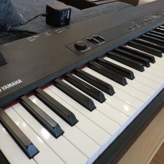 【中古品】YAMAHA　電子ピアノ・ステージピアノ　CP33　2013年製の画像