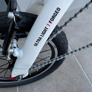 RENAULT "ULTRA LIGHT 7 F" ホワイト　折り畳み自転車の画像