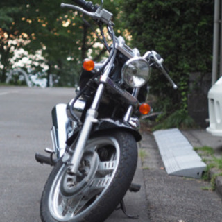 ホンダ　マグナ50
