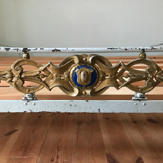 フレンチアンティーク アイアンベッド　シングルの画像