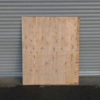 引取日時限定！ラスト出品！！ベニヤ板お譲りします！ サイズ　幅約102cm×長さ約122cm×厚み約1cm　約４４～４５枚　全部まとめて500円で！補修やD.I.Y.などにいかがですか？これが最後のベニヤ板！の画像