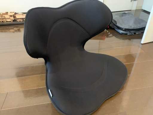 骨盤矯正チェア　MTG Style SMART スタイルスマート　ブラック