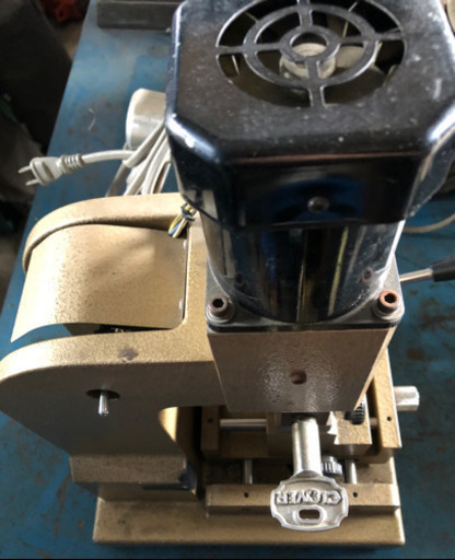 合鍵複製機　クローバー　100V