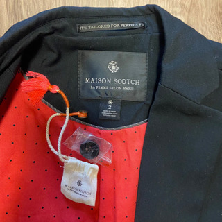 MAISON SCOTCH 黒ジャケット 今月末までの画像
