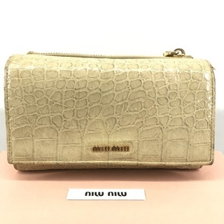 miumiu ミュウミュウ クロコ調グレージュレザー コンパクト折財布