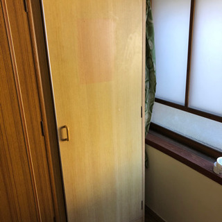 ハンガーかけれるタンス？