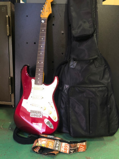 フェンダー　Fender ストラト