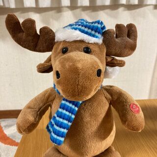 トナカイの踊るぬいぐるみをお譲りします。