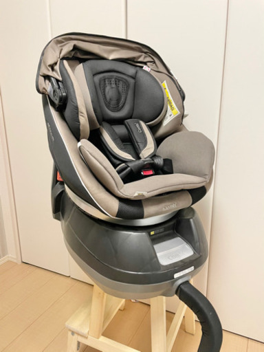 美品 combi コンビ ネルーム  エッグショック NC-520 チタングレー
