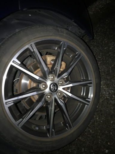 トヨタ　８６　プリウス　ホイール １７インチ ナット付き