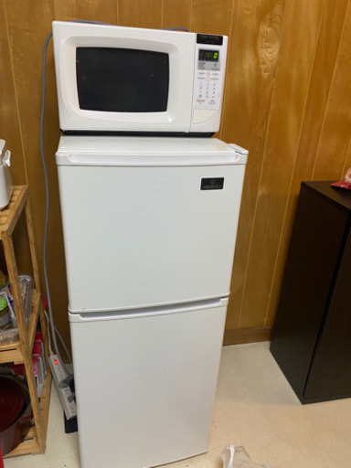 冷蔵庫と電子レンジのセット