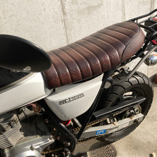 HONDA エイプ　シート　汎用加工品