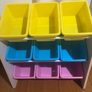 子供部屋　おもちゃ収納ラック　の画像
