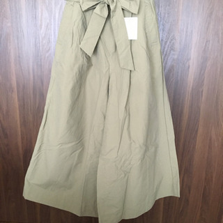 【新品】ブランシェス　ガウチョパンツ