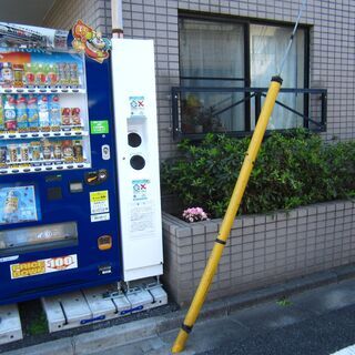 末広がりの8番　関越自動車道、東京外環自動車道　大泉インターチェンジ至近　原付バイク置場です。 - 不動産