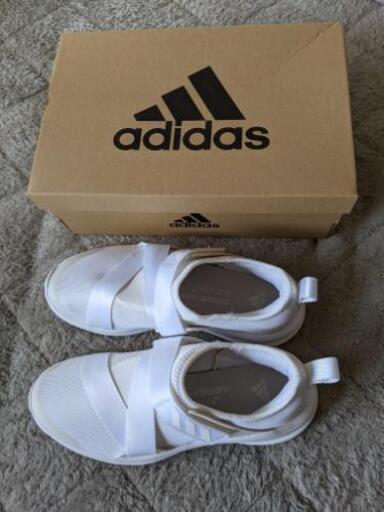 【商談決定】adidas アディダススニーカー