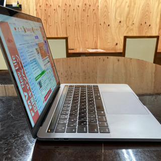 美品 MacBook pro 13 タッチバー付の上位機種