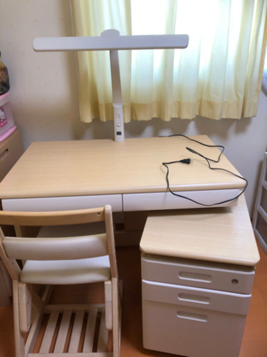勉強机　椅子　棚　のセット