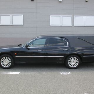 大人気車種　洋型霊柩車　リンカーン　美車の画像