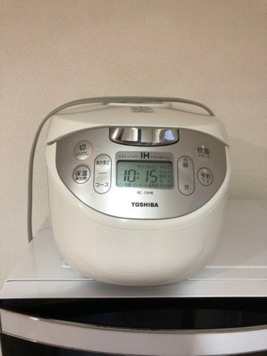 【取引中】TOSHIBA 炊飯器 5.5合炊き