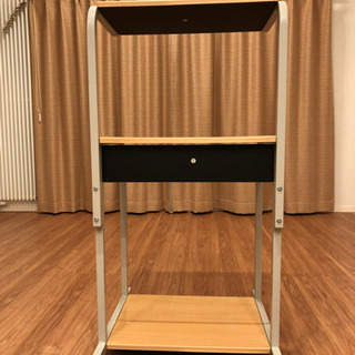 決まりました。パソコンラックの画像