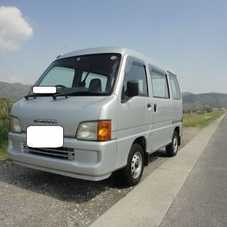 ☆☆実用車！サンバーバン！５ＭＴ！満タンタイヤ！エアコン　バリ効...