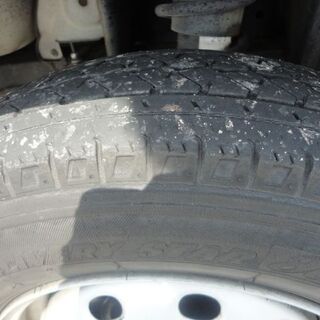 ☆☆実用車！サンバーバン！５ＭＴ！満タンタイヤ！エアコン　バリ効き！実検令和５年４月迄！の画像