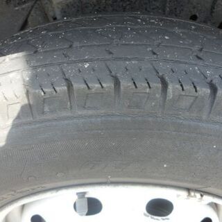 ☆☆実用車！サンバーバン！５ＭＴ！満タンタイヤ！エアコン　バリ効き！実検令和５年４月迄！の画像